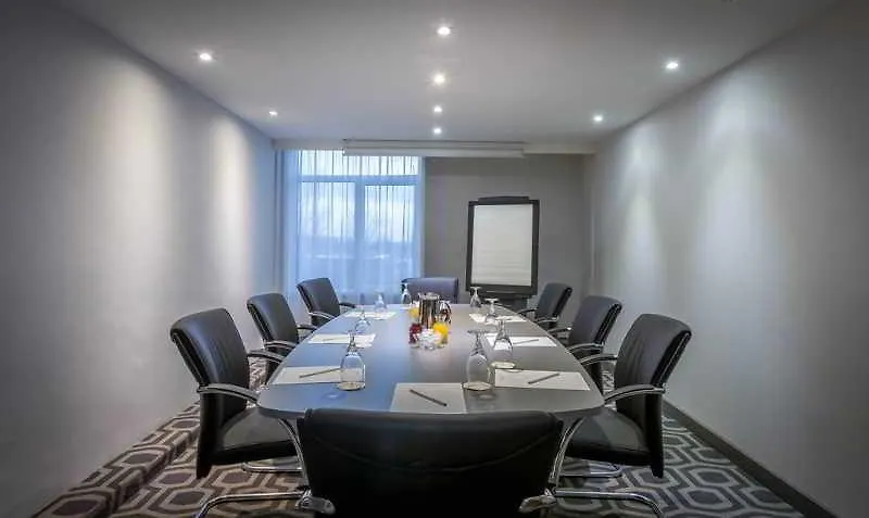 Maldron Hotel Dublin Airport Cloghran
